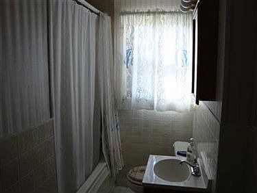 5th image of 748 Virginia Dr
