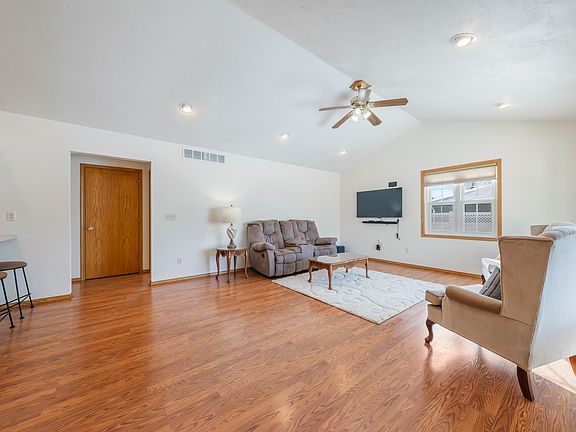 5th image of 3540 N Terri Ln