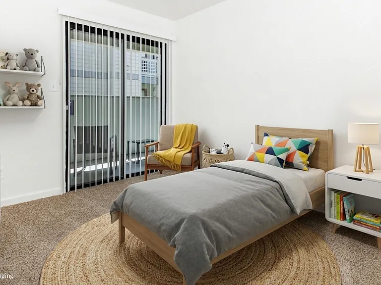 Victoria Square Apartments — Photo 37