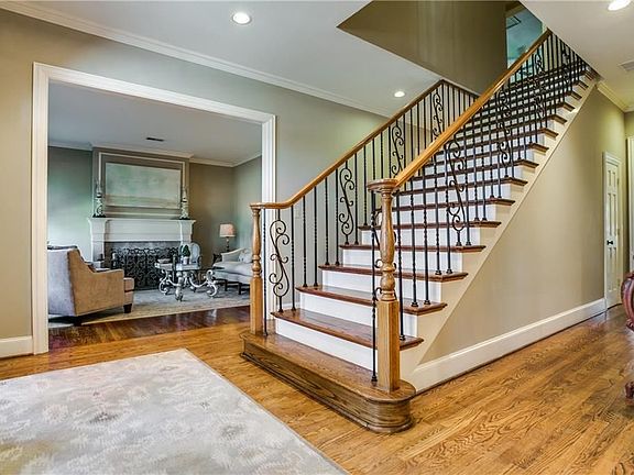 4th image of 6311 Club Lake Ct