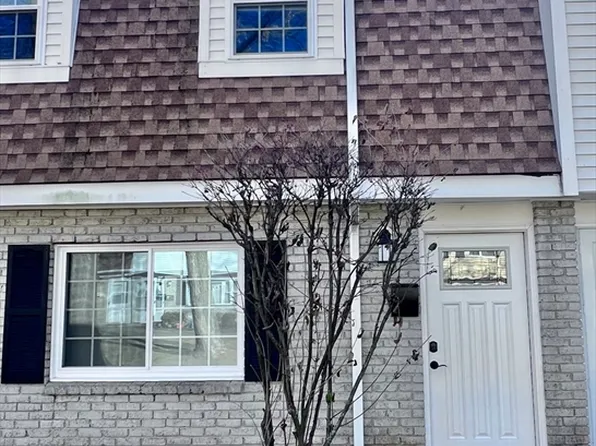 134 Old Ferry Rd #K, Haverhill, MA 01830