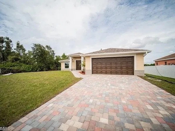 1715 Desoto Ave, Lehigh Acres, FL 33972