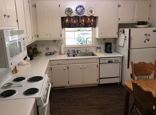 2714 Pine Manor Ln, Albany, GA 31707