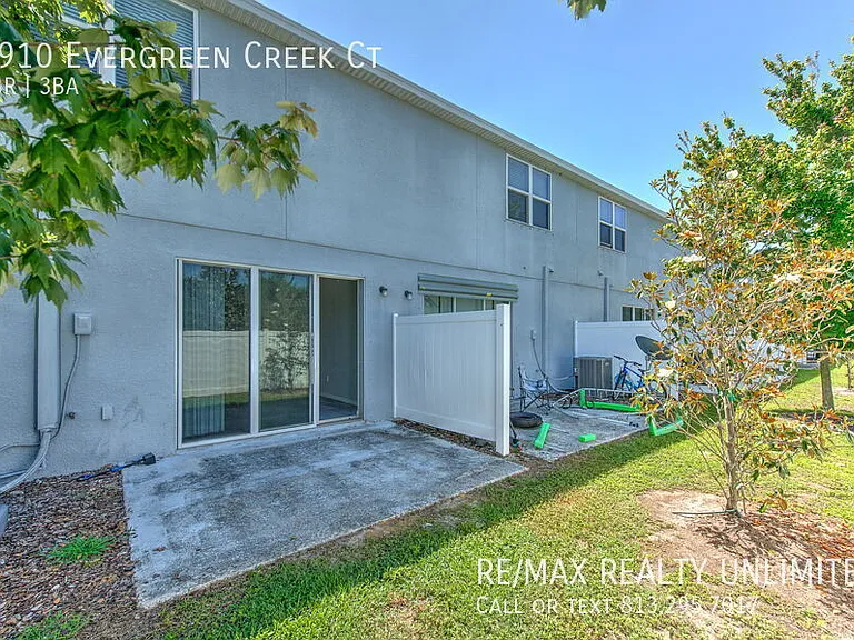 7910 Evergreen Creek Ct — Photo 2
