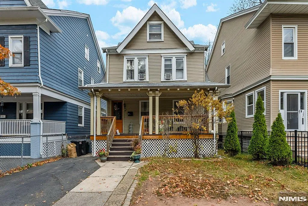 106 Burchard Ave photo 1