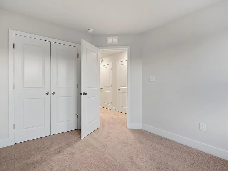 258 Waterstone Rd — Photo 21