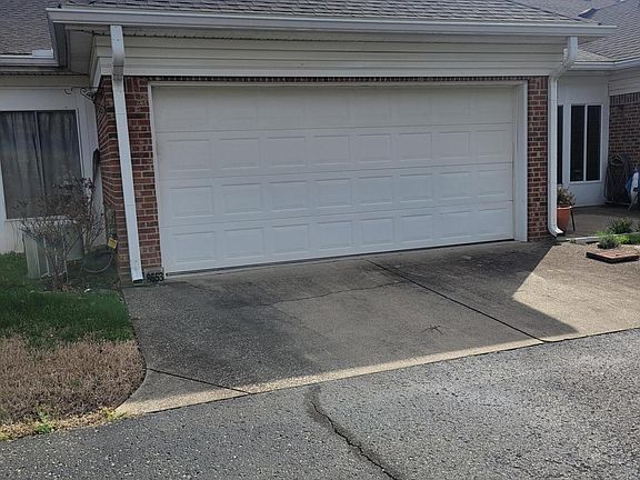 2nd image of 8553 Applegate Village Dr