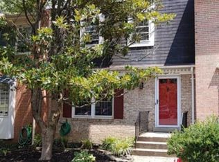 2807 Lafora Ct, Vienna, VA 22180