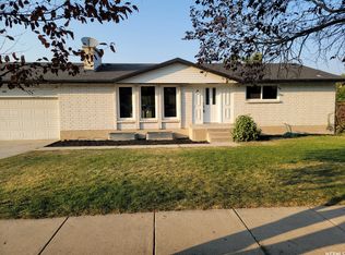 2960 W Ryan Dr, Salt Lake City, UT 84129