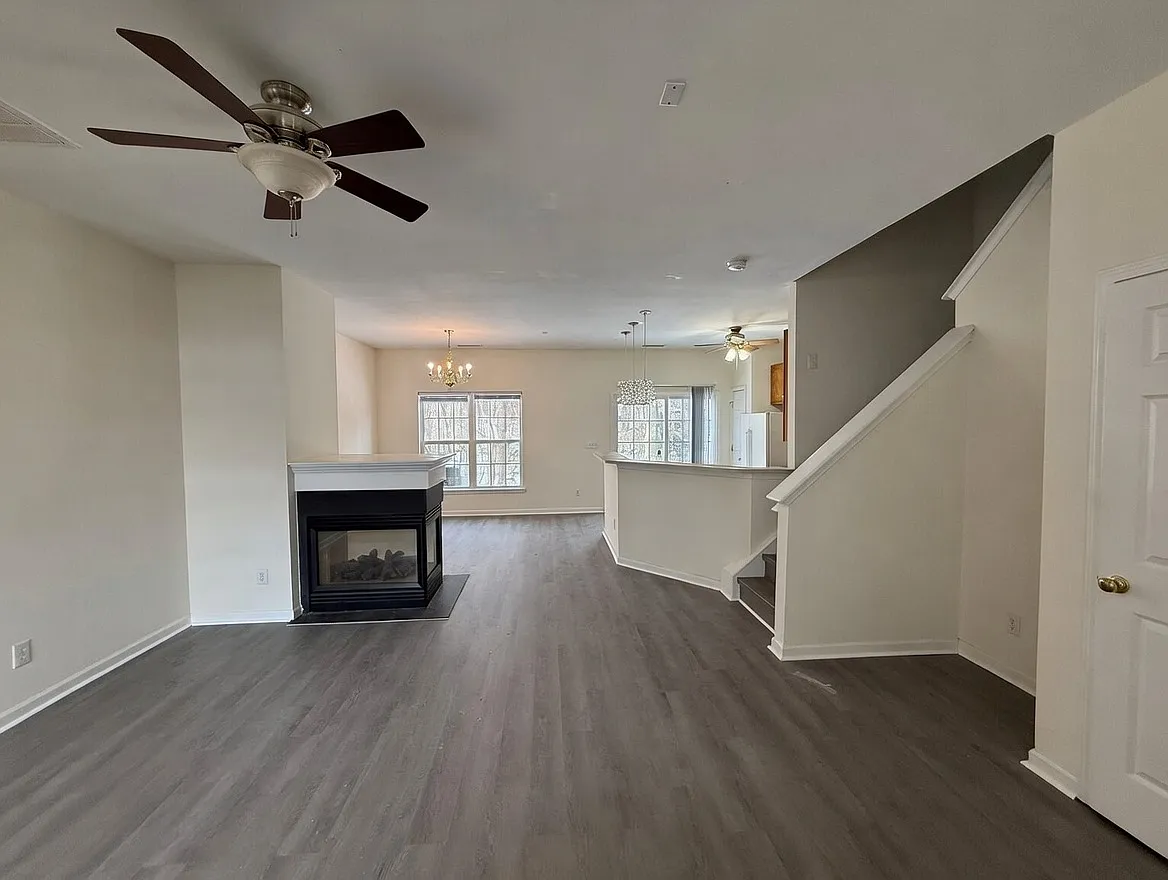 Building Photo - 8444 Carolina Lily Ln