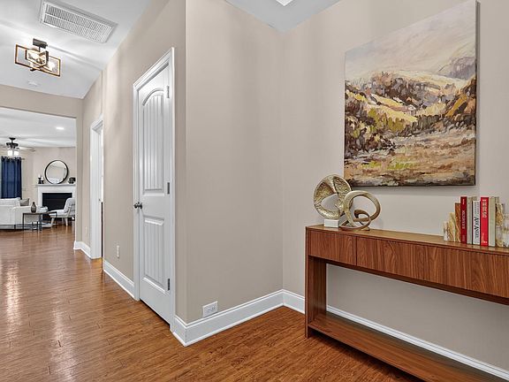 4th image of 124 Token House Rd