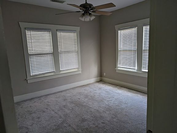 3rd image of 4124 Woodleigh St #1