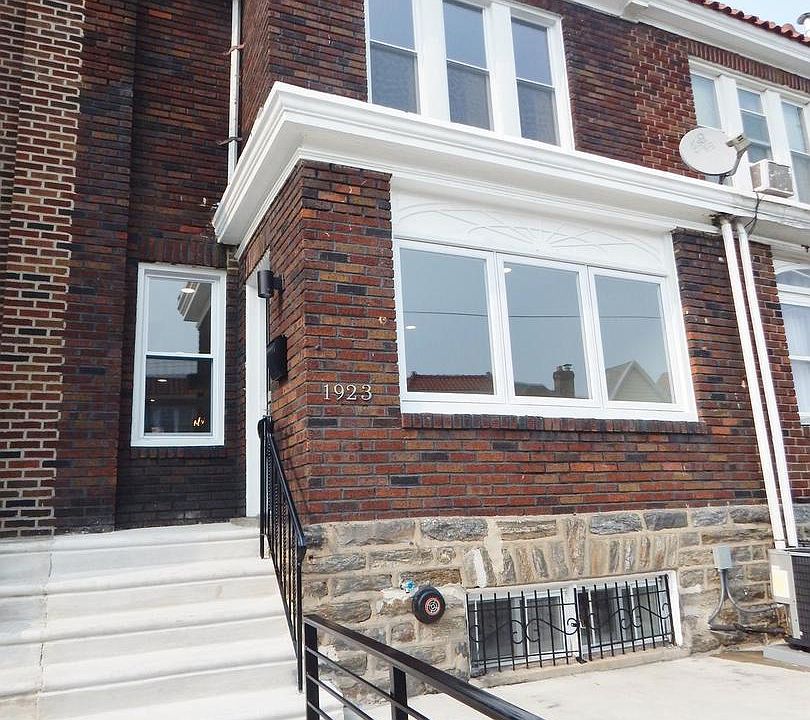 1st image of 1923 Ashley St #209