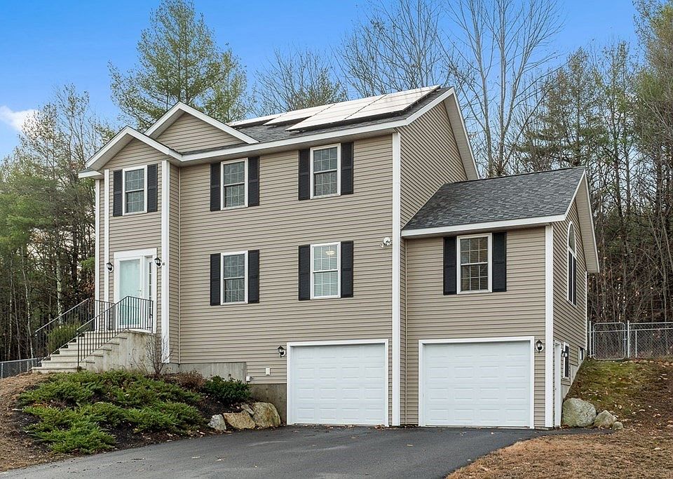 1st image of 45 Flicker Dr