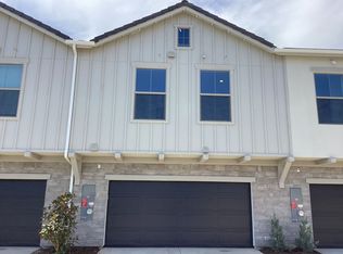 652 W Mahogany Ln, Clovis, CA 93611