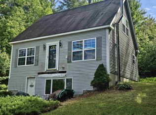 446 Bradley Hill Rd, Benton, NH 03785