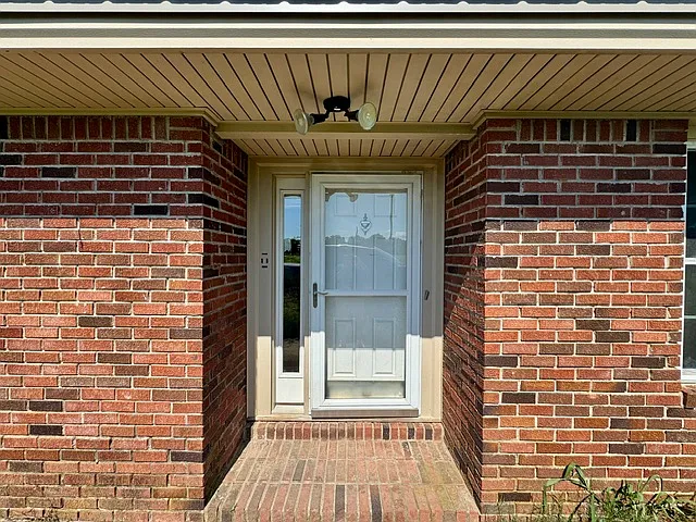 3810 N Rainbow Farm Rd — Photo 2