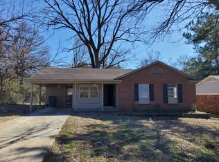 3685 Ridgemont Rd, Memphis, TN 38128