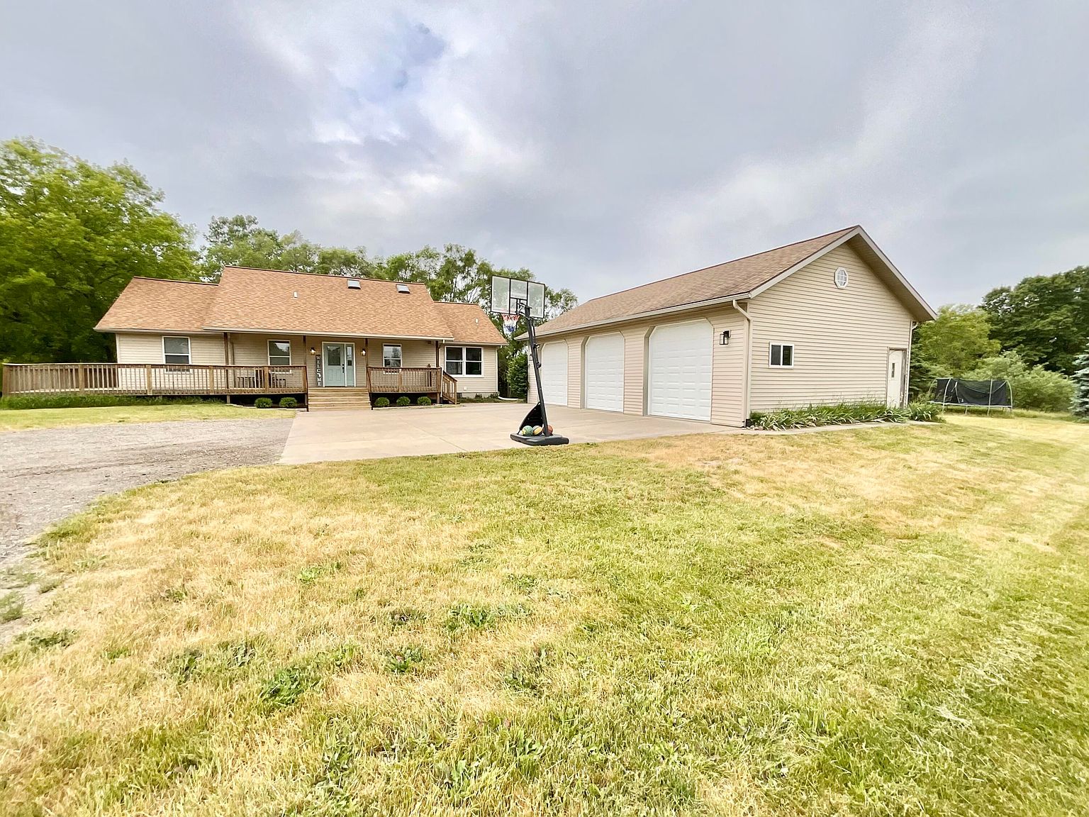 1219 Indian Lakes Rd NE, Sparta, MI 49345 Zillow