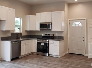 828 Monterey Rd #A, Glendale, CA 91206