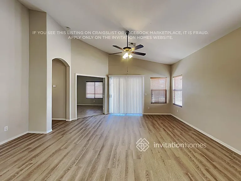 11034 W Granada Rd — Photo 3