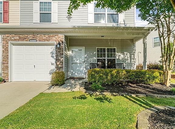 2nd image of 14040 Singleleaf Ln