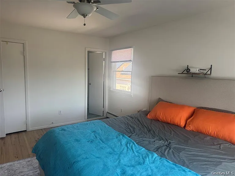 458 W Chester St #UPPER — Photo 12