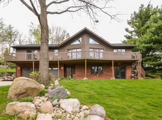 7812 Baker Heights Ct, Dexter, MI 48130