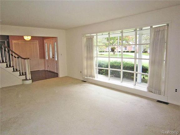 4th image of 21160 Eastfarm Ln