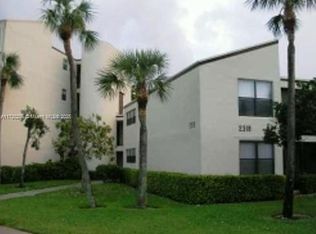 2318 S Cypress Bend Dr APT 125, Pompano Beach, FL 33069