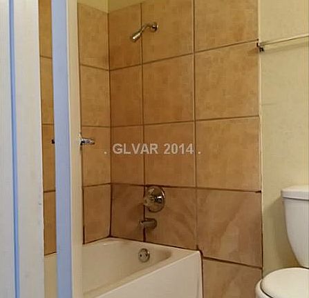 5th image of 4743 Elk Springs Ave APT B