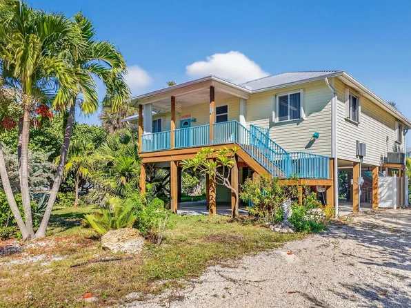 6476 Pine Ave, Sanibel, FL 33957