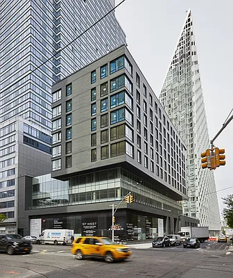 Rented by The Durst Organization | media 6