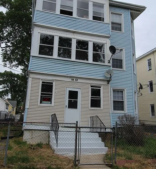 64 James St — Photo 7