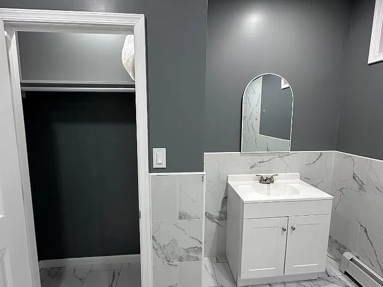 153 Vine St — Photo 13