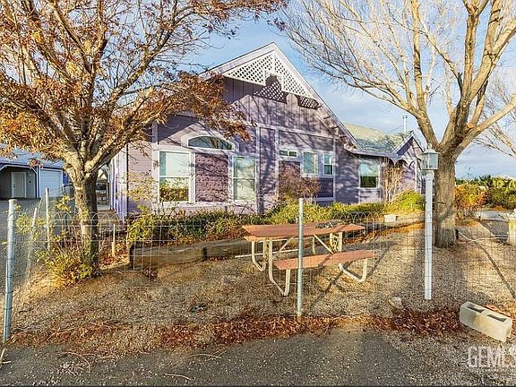 4th image of 243 S Primavera St