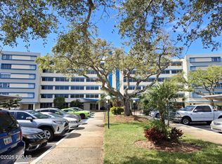 1224 S Peninsula Dr APT 203, Daytona Beach, FL 32118