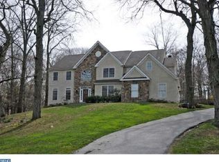 S 825 Bryn Mawr Ave, Radnor, PA 19073