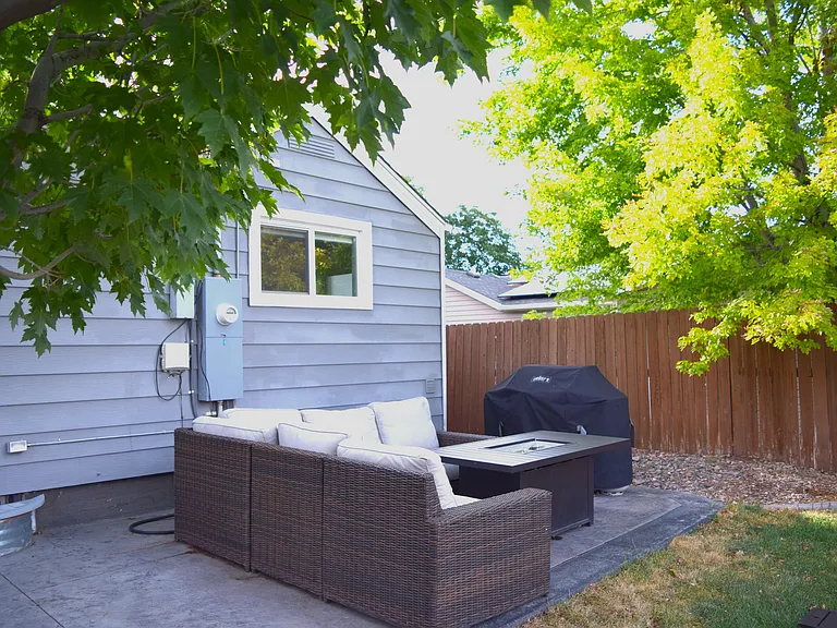 4750 S Galapago St — Photo 22