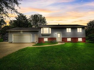 W6995 County Road V, Lake Mills, WI 53551