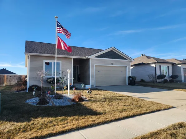 2982 Kozy Dr, Columbus, NE 68601
