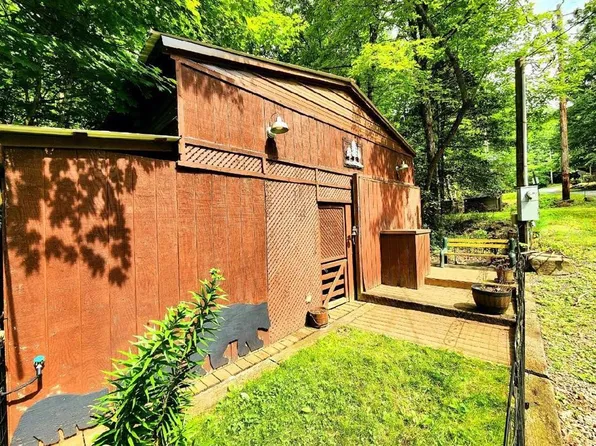 4860 Hooper Hwy, Cosby, TN 37722