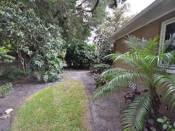 4th image of 4014 W Empedrado St