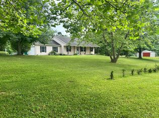 10092 N Shore Dr, Hillsboro, OH 45133