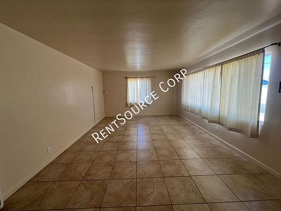 5th image of 1360 Nancy St