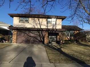 18815 Bernadine St, Lansing, IL