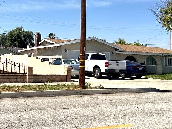 3rd image of 878 N Eucalyptus Ave