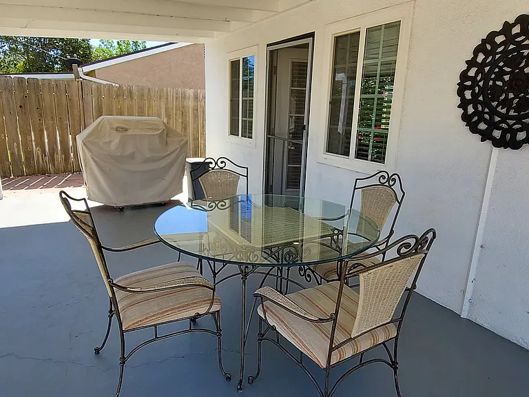 2250 Magnolia St — Photo 14