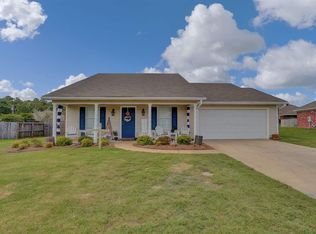 203 Crosscreek Dr, Brandon, MS 39047