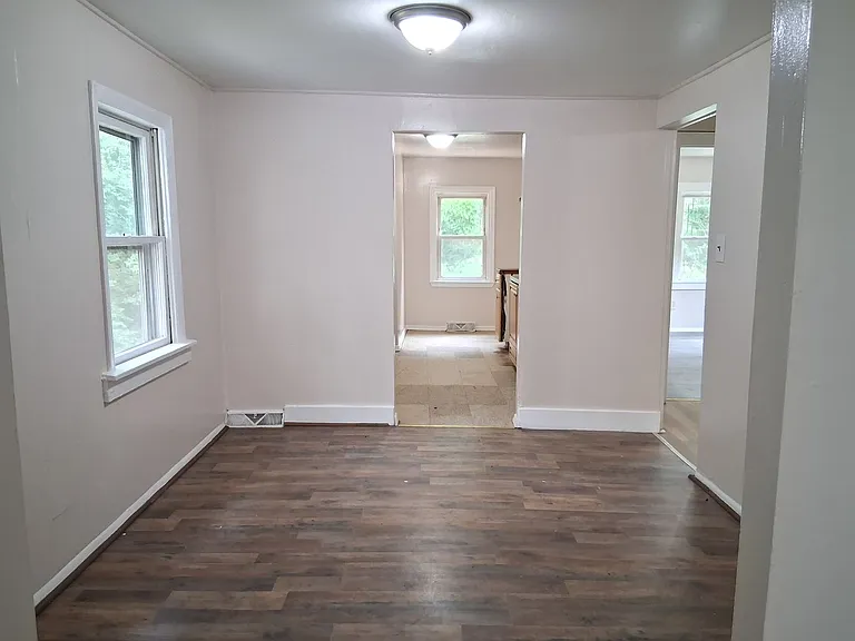 8 Sunset Ln — Photo 5
